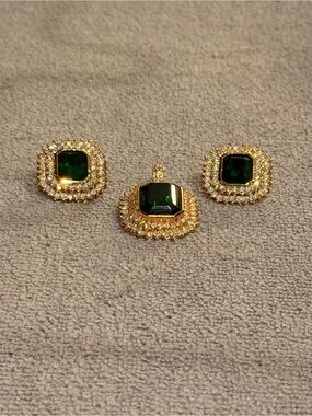 Vintage Roman Gold-Plated Green Stone Pendant and Earring Set